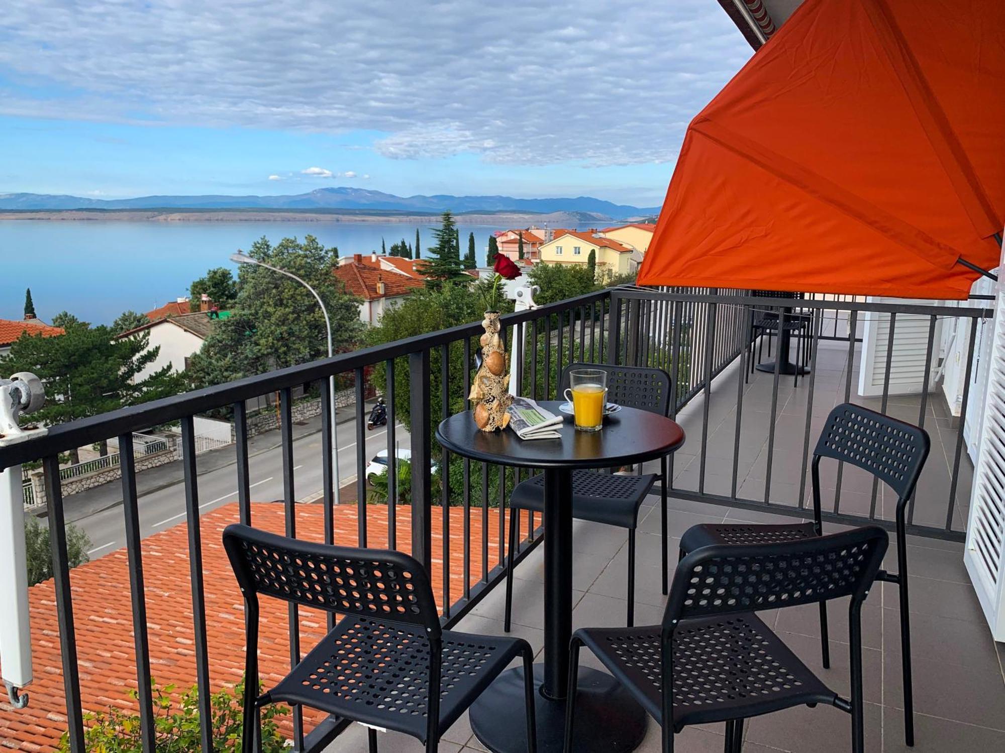 Apartment Julija Crikvenica