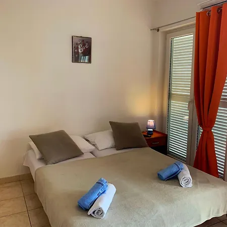 Apartments Julija Crikvenica Room photo
