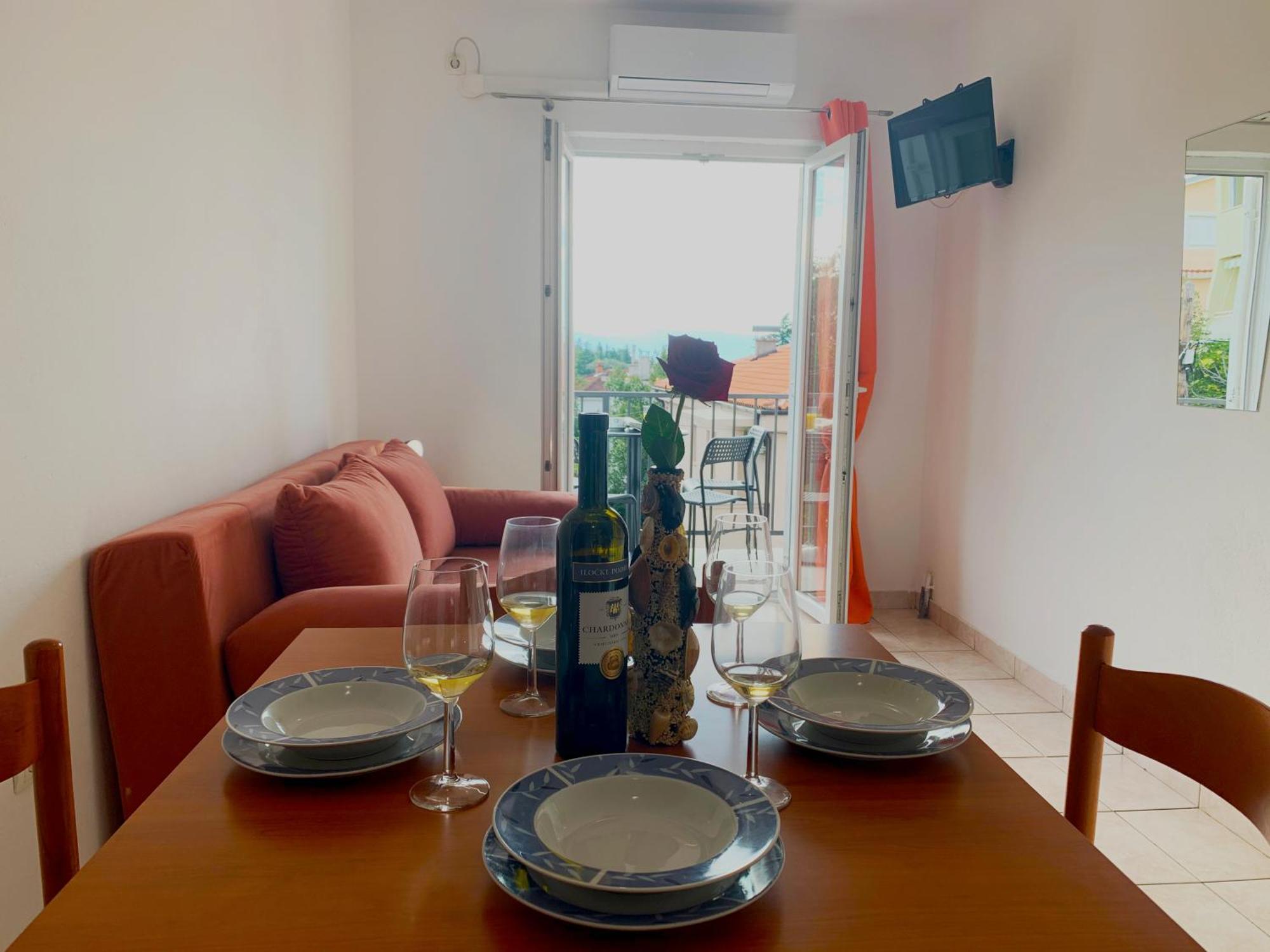 Apartment Julija *